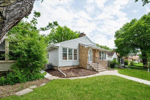 4707 France Avenue S, Minneapolis, MN 55410