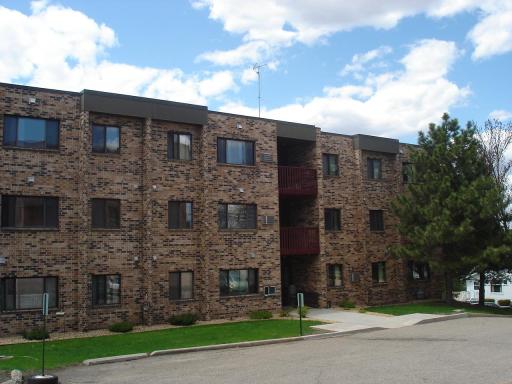 201 S Minnesota Street, 203, Redwood Falls, MN 56283