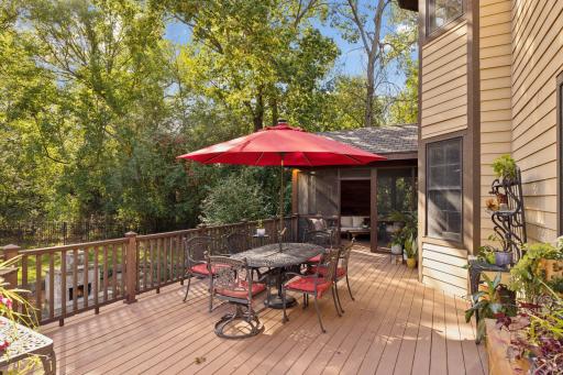 The deck perfectly situated to enjoy the wildlife including deer, owls and songbirds.