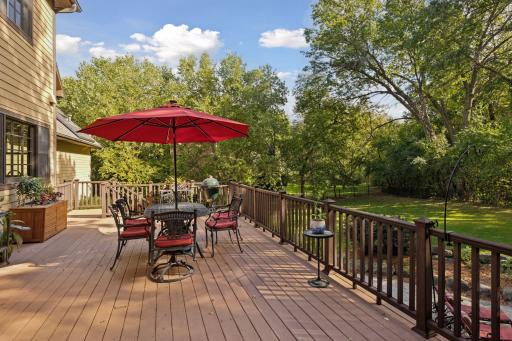 Entertain friends and family with an outdoor BBQ!