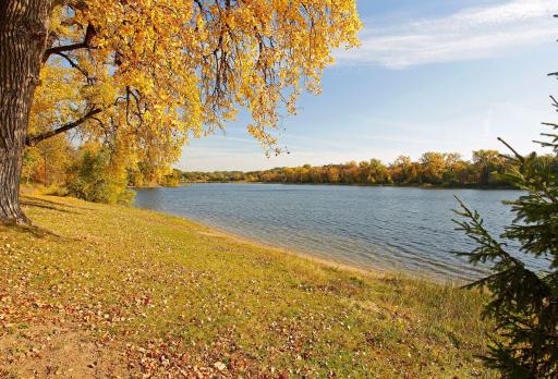 Situated between Hyland-Bush-Anderson Lakes Park Reserve, the is truly the place to call home.