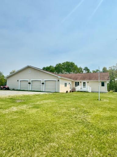 11777 State Highway 11 SE, Baudette, MN 56623