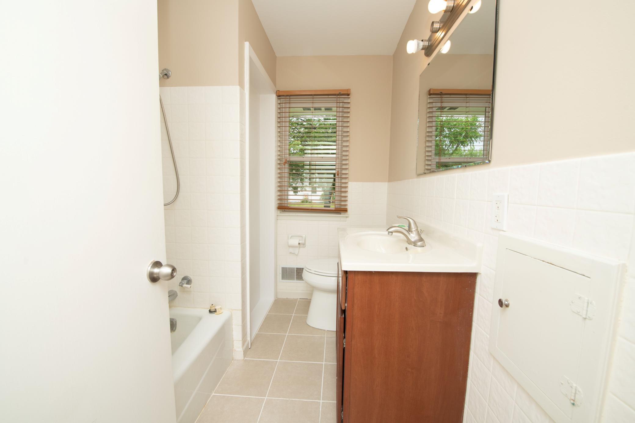 Main full bath