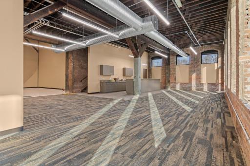 The exclusive clubhouse and conference room are ideal for professional meetings, private events, or connecting with fellow owners