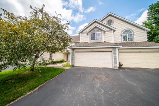 1975 Waterford Pl SW, Rochester, MN 55902