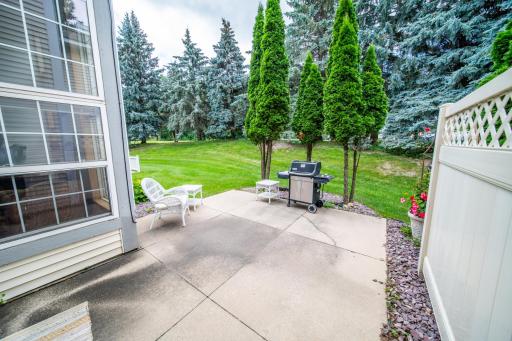 1975 Waterford Pl SW, Rochester, MN 55902