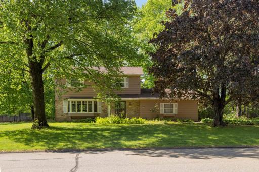15423 Boulder Creek Drive, Minnetonka, MN 55345