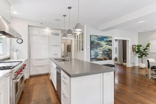 1617 W Franklin Avenue, Minneapolis, MN 55405