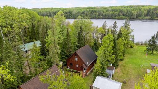 Not too big, not too small. Lake cabin or year around home.