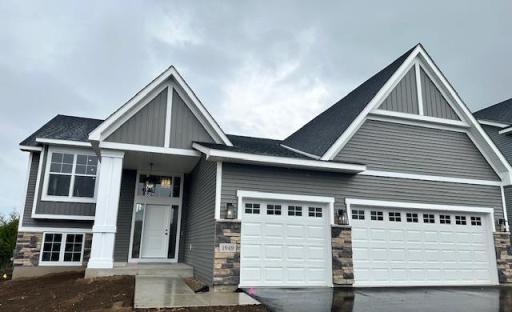 1949 S Lusitano Street, Shakopee, MN 55379