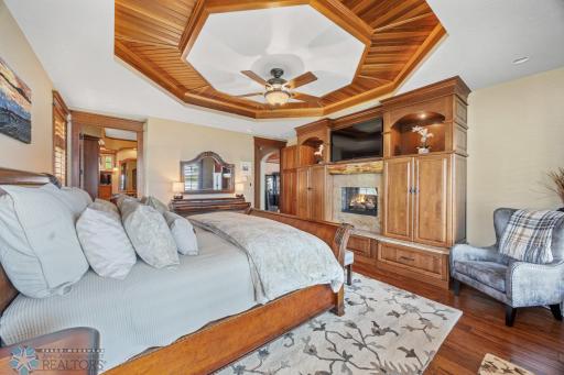 51306 Pelican Point Drive, Detroit Lakes, MN 56501