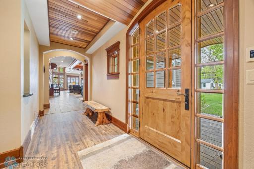 51306 Pelican Point Drive, Detroit Lakes, MN 56501