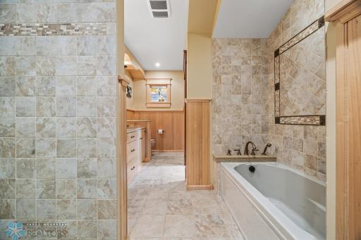 51306 Pelican Point Drive, Detroit Lakes, MN 56501