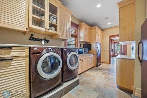 51306 Pelican Point Drive, Detroit Lakes, MN 56501