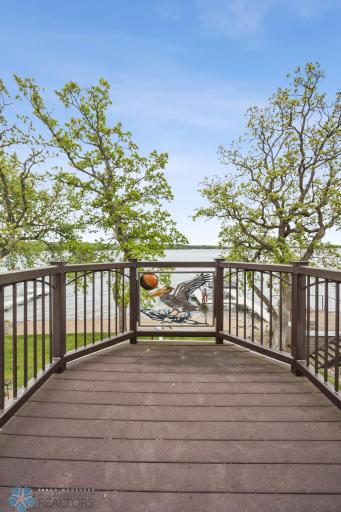 51306 Pelican Point Drive, Detroit Lakes, MN 56501