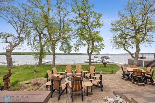 51306 Pelican Point Drive, Detroit Lakes, MN 56501