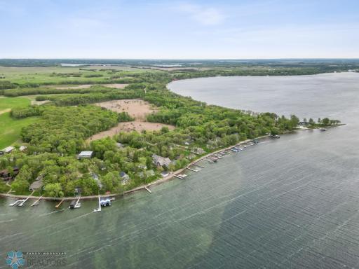 51306 Pelican Point Drive, Detroit Lakes, MN 56501