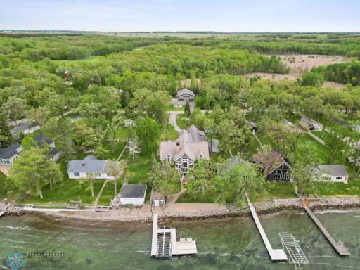 51306 Pelican Point Drive, Detroit Lakes, MN 56501