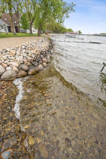 51306 Pelican Point Drive, Detroit Lakes, MN 56501