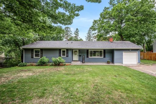 1611 Winnetka Avenue N, Golden Valley, MN 55427