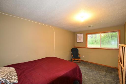 201 N Ridge Drive, Kenyon, MN 55946