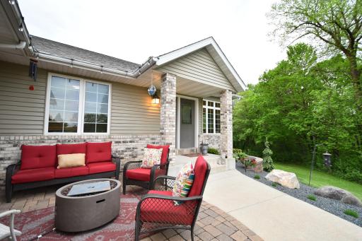 201 N Ridge Drive, Kenyon, MN 55946