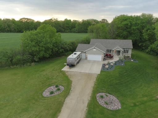 201 N Ridge Drive, Kenyon, MN 55946
