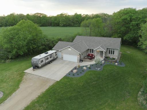201 N Ridge Drive, Kenyon, MN 55946