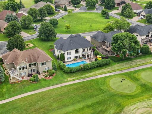 Sit on your deck to watch players tee off and put in on hole #8 during the 3M open in late July! Owners receive 4 complimentary tickets to each day of the event, plus two parking passes!