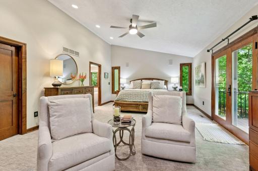 1405 W Farm Road, Chanhassen, MN 55318