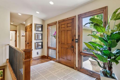1405 W Farm Road, Chanhassen, MN 55318