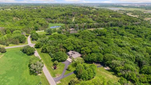 1405 W Farm Road, Chanhassen, MN 55318