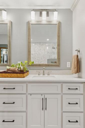 18172 Tamarack Drive, Minnetonka, MN 55345