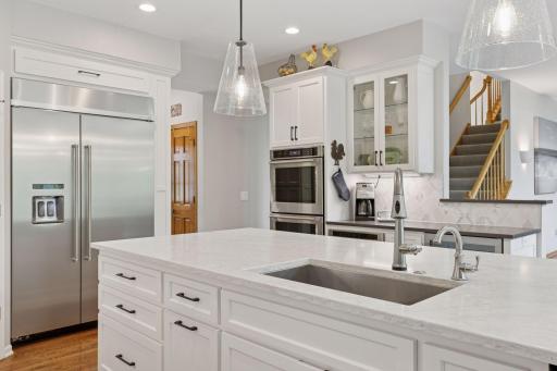 18172 Tamarack Drive, Minnetonka, MN 55345
