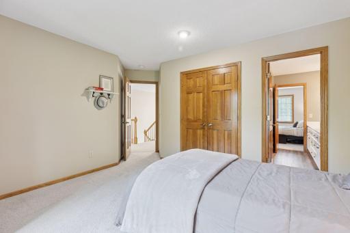 18172 Tamarack Drive, Minnetonka, MN 55345