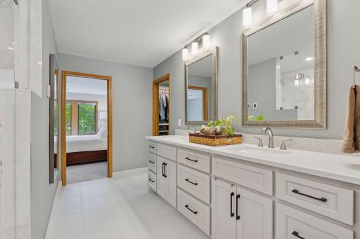 18172 Tamarack Drive, Minnetonka, MN 55345
