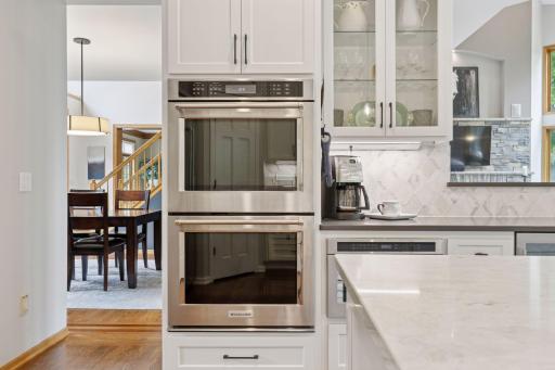 18172 Tamarack Drive, Minnetonka, MN 55345