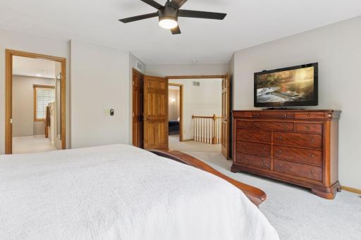 18172 Tamarack Drive, Minnetonka, MN 55345