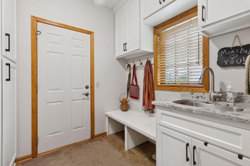 18172 Tamarack Drive, Minnetonka, MN 55345
