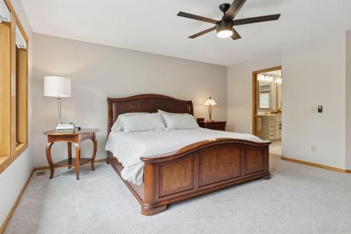 18172 Tamarack Drive, Minnetonka, MN 55345