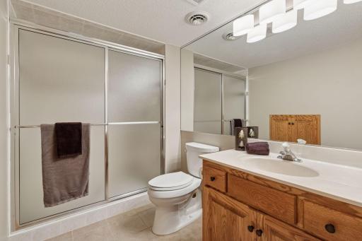 18172 Tamarack Drive, Minnetonka, MN 55345