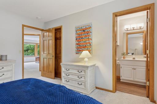 18172 Tamarack Drive, Minnetonka, MN 55345