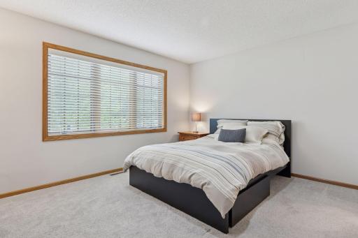 18172 Tamarack Drive, Minnetonka, MN 55345