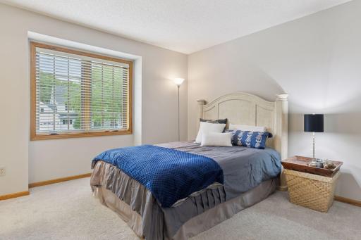 18172 Tamarack Drive, Minnetonka, MN 55345
