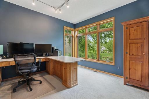 18172 Tamarack Drive, Minnetonka, MN 55345