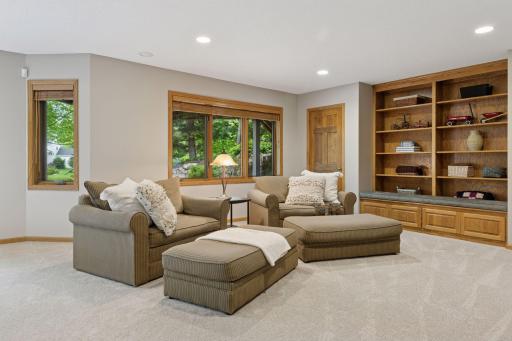 18172 Tamarack Drive, Minnetonka, MN 55345