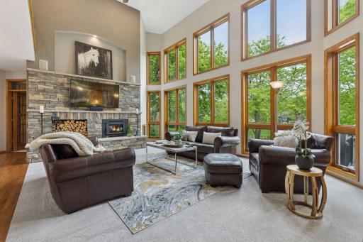 18172 Tamarack Drive, Minnetonka, MN 55345