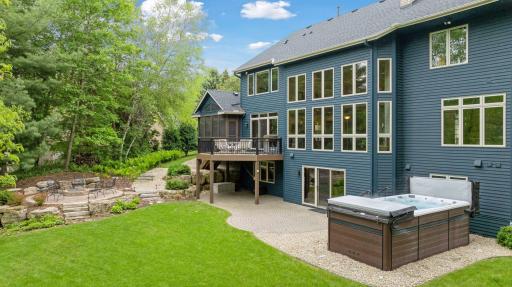 18172 Tamarack Drive, Minnetonka, MN 55345
