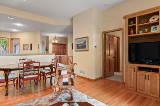 9240 Blackoaks Lane N, Maple Grove, MN 55311