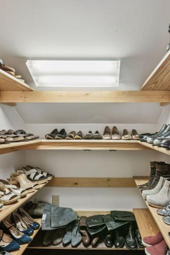 Have a few shoes?? This is a separate shoe closet just for you!!